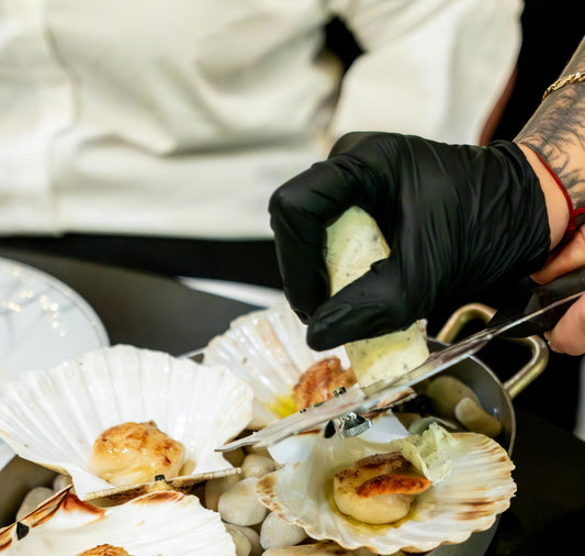 The Ultimate Guide to Black Nitrile Gloves for Business Owners